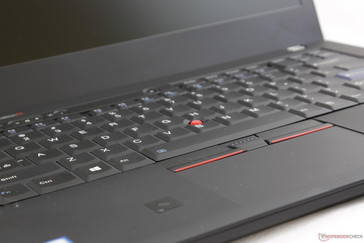 Il trackpad è più piccolo rispetto a quello del T470