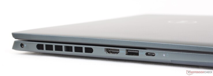 Sinistra: adattatore CA, HDMI 2.0, USB-A 3.2 Gen. 1, USB-C con Thunderbolt 4 + DisplayPort + Power Delivery