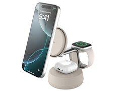 Il nuovo dock Belkin Qi2 25W 3-in-1 dovrebbe ricaricare l&#039;iPhone 16 da 0 a 50% in 25 minuti utilizzando iOS 26 o più recente. (Fonte: Belkin)