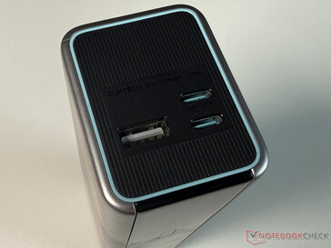 Tre porte USB nella parte superiore
