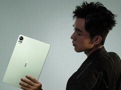 La versione di quest&#039;anno di Huawei MatePad 12 X è la copia sputata del suo predecessore. (Fonte immagine: Huawei)