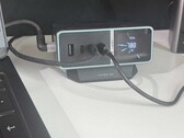 Ricarica laptop con una potenza fino a 300 W: recensione della stazione di ricarica Cuktech 30 Ultra