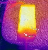 Temperature dell'adattatore di alimentazione (inattivo)