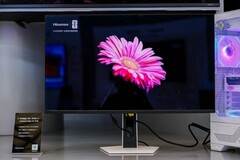 Il nuovo monitor Hisense UX con vera retroilluminazione RGB mini-LED