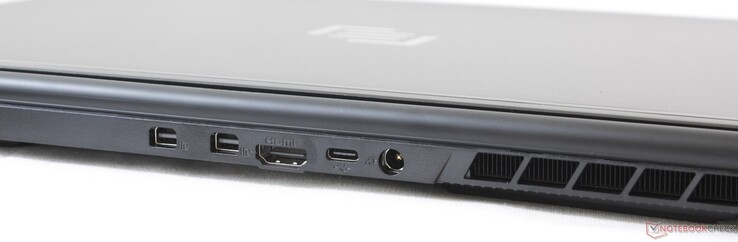 Lato Posteriore: 2x mini-DisplayPort, HDMI, USB Type-C, alimentazione