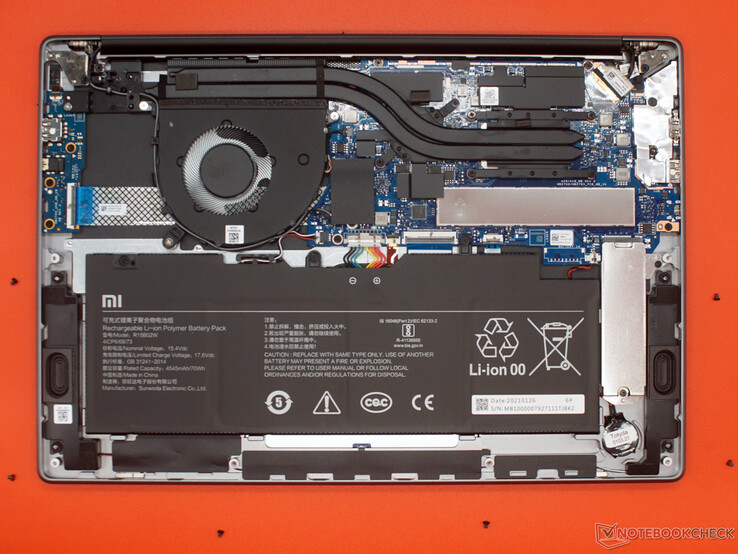 L'interno dello Xiaomi RedmiBook Pro 15
