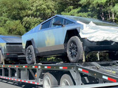 Cybertruck dopo presunti crash test (immagine: Efren Coello)