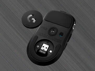 Immagine della parte inferiore del mouse da gioco Logitech G Pro X3 Superstrike