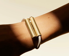 Luffu Link è disponibile in tre colori: oro, blu e nero.