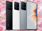 Lo Xiaomi Mi Mix 4 costa da 4.999 yuan (771 dollari) a 6.299 yuan (971 dollari). (Fonte immagine: Xiaomi/CNN - modificato)