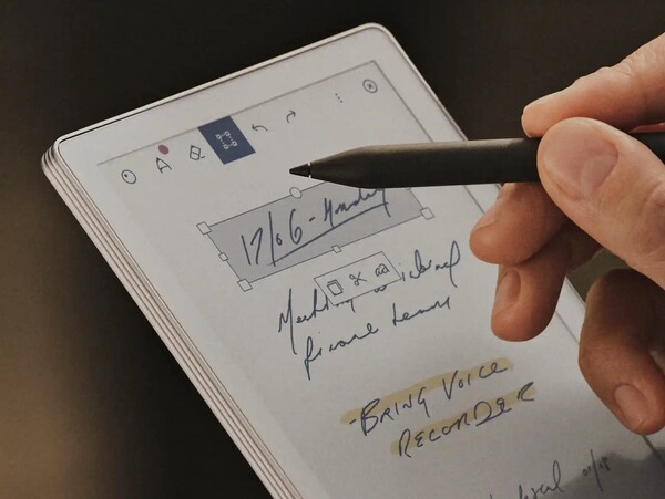 il prossimo dispositivo di reMarkable potrebbe rivolgersi a un pubblico più vasto rispetto al Paper Pro Move (nella foto).