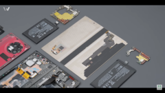 L'X Fold2 dopo la discesa a terra. (Fonte: WekiHome via YouTube)