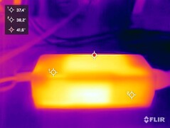 L'alimentatore del NiPoGi CK10 durante il test di stress