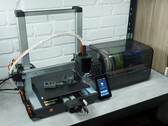 Recensione dell'Anycubic Kobra 3 V2 Combo: Una stampante 3D tra il genio del plug-and-play e una zona di costruzione fai-da-te