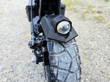 Ausom L2 Max Light (fonte: notebookcheck)