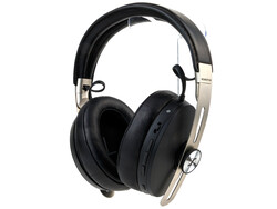 Il modello Momentum 3 Wireless di Sennheiser ha un design diverso.