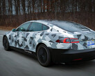 Tesla Model S copre un'autonomia record di 750 miglia sulle gelide autostrade del Michigan con una nuova batteria ONE