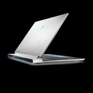 Porte Alienware x16 R2 (immagine tramite Dell)