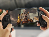 Il modello di punta Android di ultima generazione è risultato in grado di emulare meglio i giochi testati. Nella foto: God of War 3 emulato su uno smartphone (immagine modificata).
