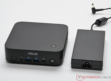 Asus ExpertCenter PN54 con alimentatore (20 V; 6 A)
