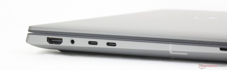 A sinistra: HDMI 2.0, cuffie da 3,5 mm, 2x Thunderbolt 4 w/ DisplayPort + Power Delivery, lettore SmartCard (opzionale)