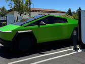 Cybertruck può utilizzare la ricarica veloce da 325 kW nelle stazioni V4 (Fonte: Brandon/X)
