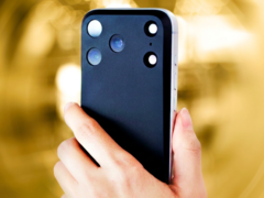 Il retro Mynus per l'iPhone 17 Pro rende piatto l'ammiraglia di Apple.
