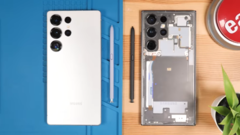 L'S24 Ultra (a sinistra) contro l'S25 Ultra. (Fonte: PhoneRepairGuru via YouTube)