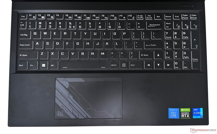Gigabyte G5 KE: tastiera e touchpad