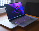 Due delle sei SKU di 2024 Asus ROG Zephyrus G14 sono ora disponibili per l'acquisto (Fonte immagine: NotebookcheckReviews su YouTube)