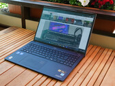 Recensione del portatile Acer Swift 16 AI: Talento multimediale con OLED brillante, quasi senza freni