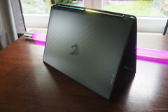 Buon portatile da gioco, ma costoso: L'Aorus Elite 16