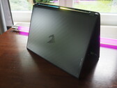 Buon portatile da gioco, ma costoso: L'Aorus Elite 16