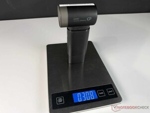 Il ventilatore portatile pesa poco più di 300 g.