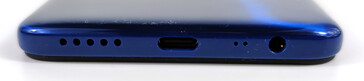 In basso: Altoparlante, USB Type-C, microfono, jack cuffie da 3.5 mm