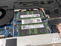 2x SODIMM sotto copertura