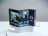 Il 'Flex In &amp; Out' si piega a forma di S. (Fonte immagine: Samsung)