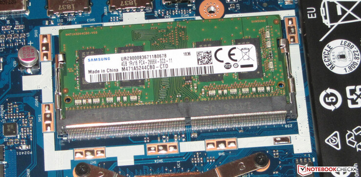 L'IdeaPad 330-15IKB ha solo uno slot SODIMM.