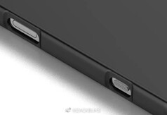 Sony Xperia 1 IV nella custodia. (Fonte immagine: ZACKBUKS)