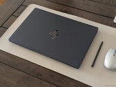 HP EliteBook X G2i 14 con opzioni Intel Panther Lake vPro e non vPro