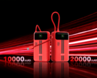 Due power bank Honor Life rossi con display integrati e cavi USB-C collegati