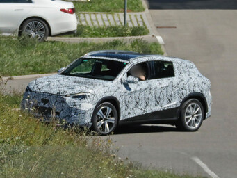Mercedes GLA: il nuovo SUV compatto su piattaforma MMA diventerà elettrico nel 2026, ibrido dal 2027. (Fonte: Autocar)