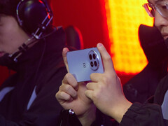 La serie OnePlus Ace 5 e OnePlus 13R dovrebbero arrivare a pochi giorni di distanza l'uno dall'altro. (Fonte immagine: via @yabhishekhd)