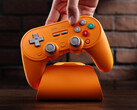 La nuova versione di 8BitDo Pro 3 presenta una finitura particolarmente accattivante. (Fonte: 8BitDo)