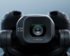 Il prossimo drone DJI Mini passerà a un sensore fotocamera CMOS da 1 pollice con apertura f/1.8 e lunghezza focale equivalente a 24 mm. (Fonte: DJI)
