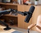 Il Maono PD500W può essere utilizzato come microfono con cavo o wireless per lo streaming in diretta da un computer portatile o da uno smartphone.