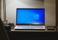 Per la prima volta, Microsoft offre anche un abbonamento per il supporto esteso di Windows per i consumatori. (Immagine: Arnav Singhal)