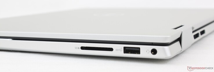 A destra: Lettore di schede SD, USB-A 4.2 Gen. 1, cuffie da 3,5 mm