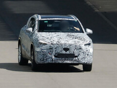 Mercedes GLA: il nuovo SUV compatto su piattaforma MMA diventerà elettrico nel 2026, ibrido dal 2027. (Fonte: Autocar)