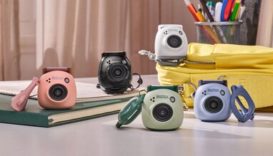 La Instax Pal in tutti i suoi cinque colori (Fonte: Fujifilm)